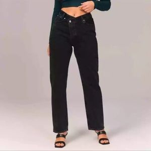 Abercrombie & Fitch Curve Love Dad High Rise Jeans Black 27 NWT